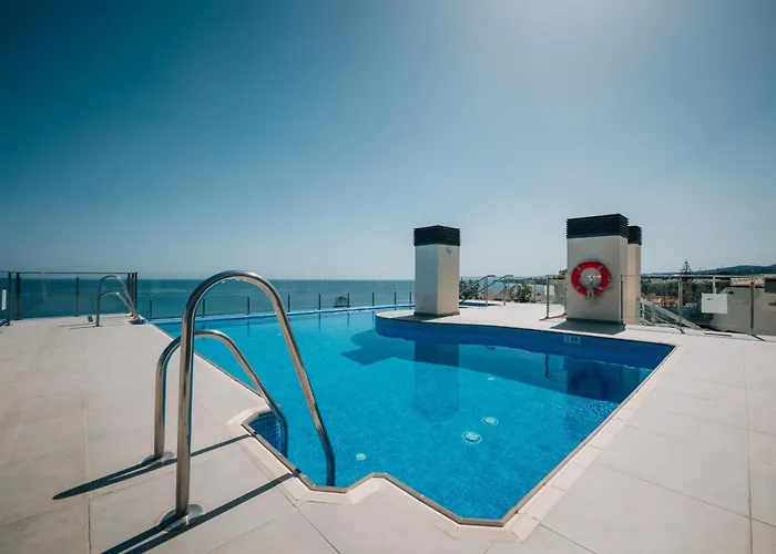 Daire Luxury Duplex Infinity Pool - Ehhouse Estepona